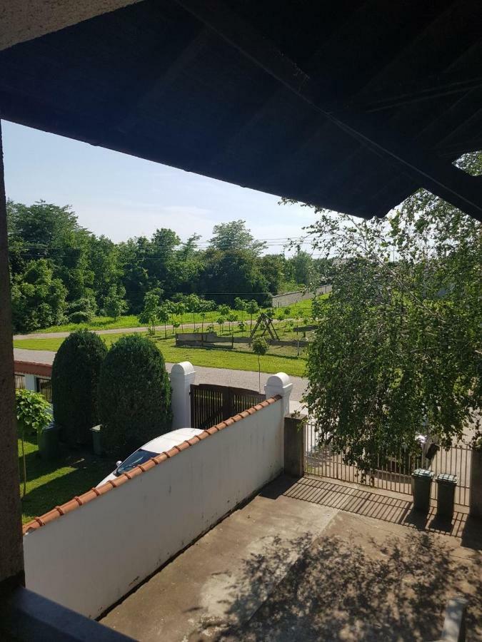 Apartmani Jela Sombor Exterior foto